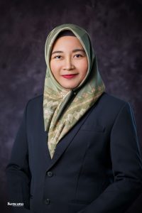 drg. Rosa Pratiwi, Sp. Perio