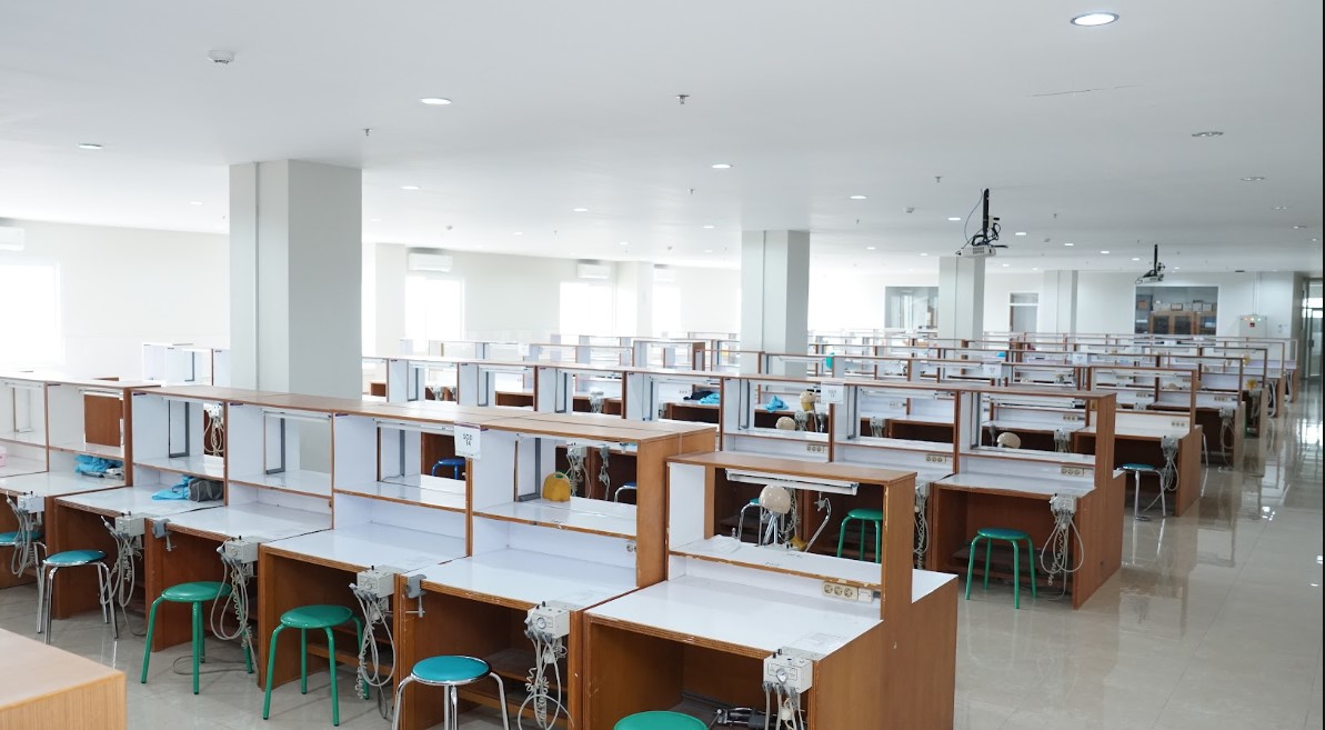 Skill Lab Pendidikan Profesi Dokter Gigi